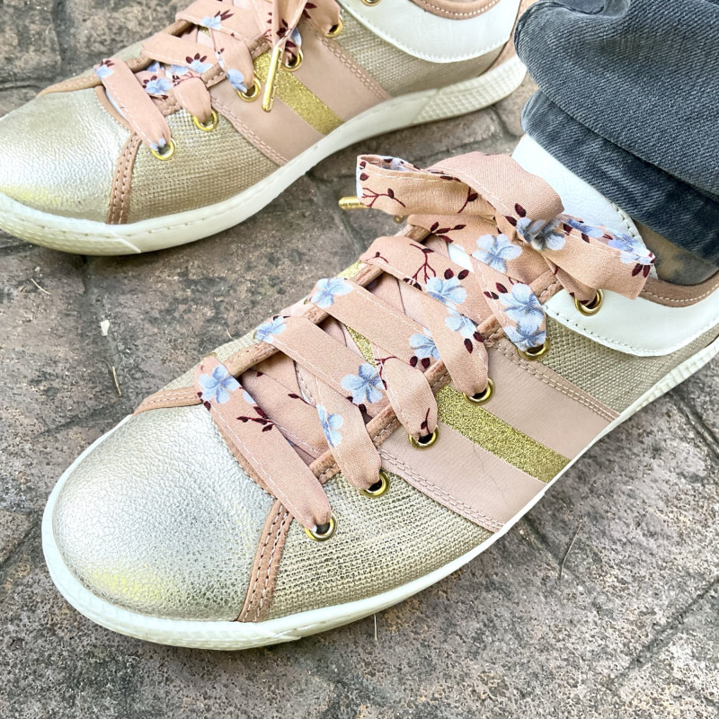 Lacets originaux couleurs douces - Tes lacets sont défaits