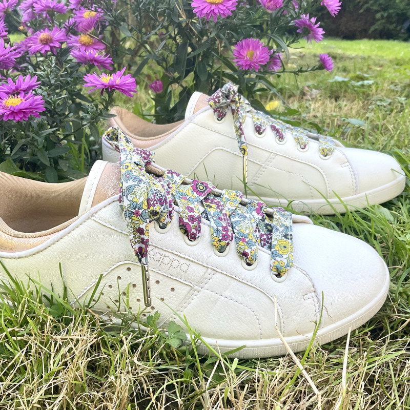 Lacets petites fleurs gris rose jaune - Tes lacets sont défaits