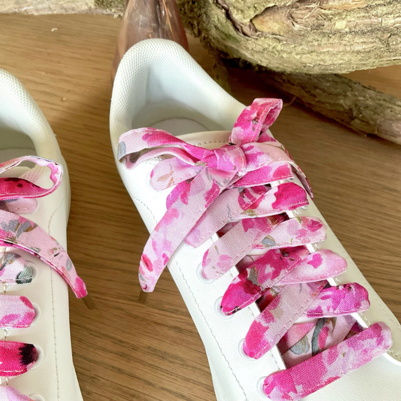 Lacets tissu fleuri baskets Kappa - Tes lacets sont défaits